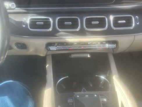 Used 2021 Mercedes-Benz GLE 350 4MATIC image 7