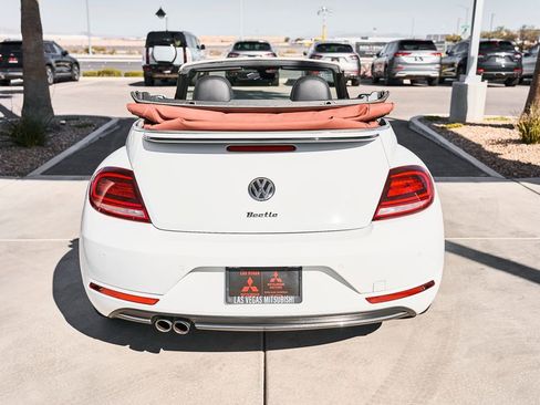 Used 2019 Volkswagen Beetle 2.0T Final Edition SEL image 8