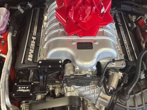 Used 2020 Dodge Challenger SRT Hellcat Redeye image 14