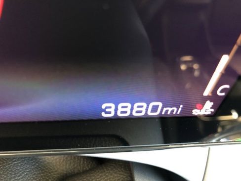 Used 2024 Chevrolet Trax LT w/ Driver Confidence Package image 19