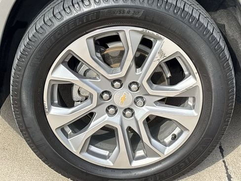 Used 2018 Chevrolet Traverse Premier w/ Driver Confidence II Package image 10