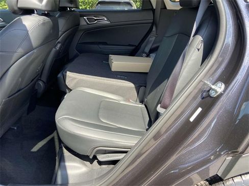 New 2026 Kia Sportage EX image 9
