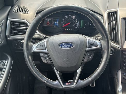 Used 2019 Ford Edge ST w/ Equipment Group 401A AWD/4WD image 24