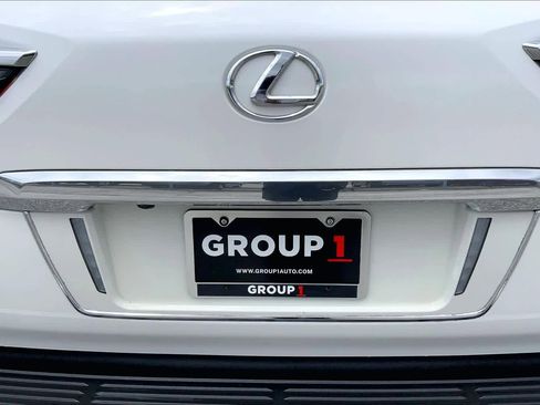 Used 2016 Lexus LX 570 4WD w/ Luxury Package image 10