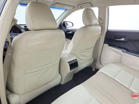 Used 2012 Toyota Camry LE FWD image 11