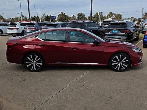 Used 2021 Nissan Altima 2.0 SR image 4