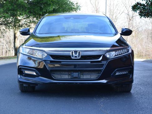 Used 2020 Honda Accord EX-L image 2