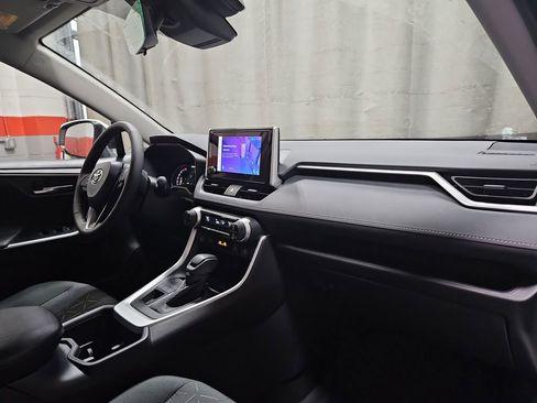 New 2025 Toyota RAV4 XLE image 22
