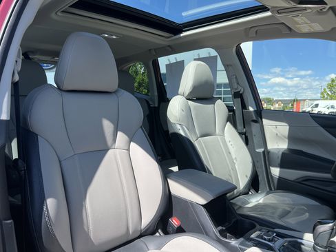 Used 2023 Subaru Forester Limited AWD/4WD image 16
