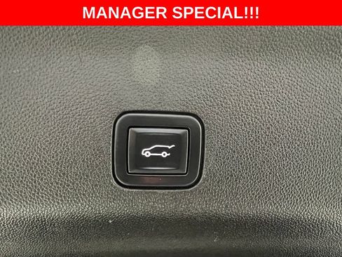 Used 2023 Chevrolet Tahoe Z71 AWD/4WD image 7