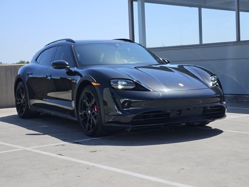 Used 2024 Porsche Taycan 4S AWD/4WD image 10