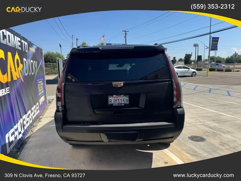 Used 2019 Cadillac Escalade Platinum w/ Escalade Sport Edition AWD/4WD image 4