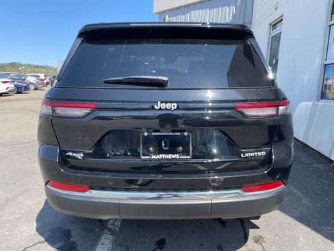 Used 2025 Jeep Grand Cherokee Limited w/ Trailer Tow Package AWD/4WD image 4