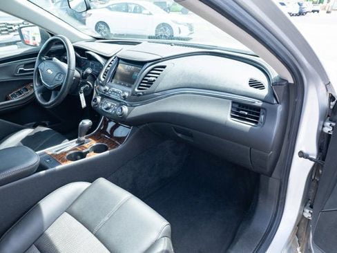 Used 2014 Chevrolet Impala LT image 36