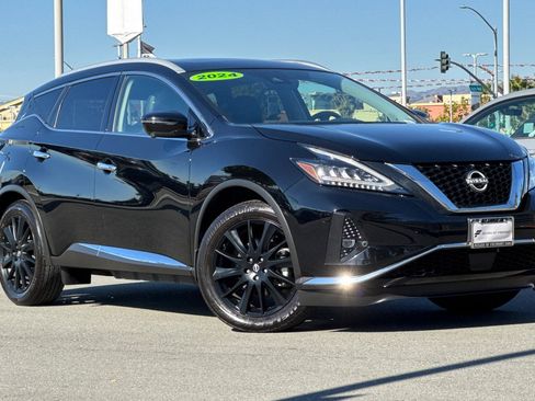 Used 2024 Nissan Murano Platinum w/ Cargo Package image 2