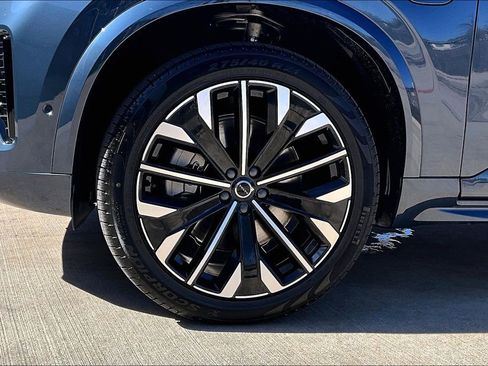 New 2026 Volvo XC90 T8 Ultra w/ Lounge Package image 42