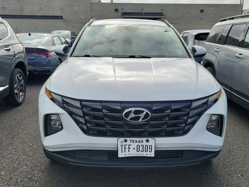 Used 2024 Hyundai Tucson SEL FWD image 2
