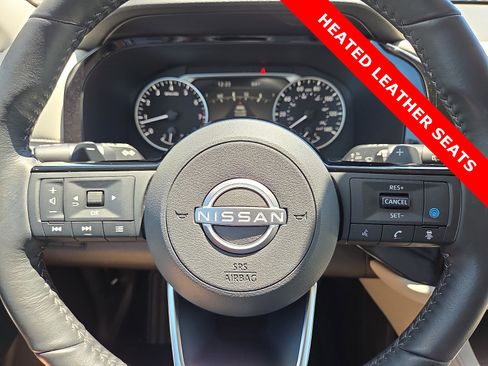 Used 2025 Nissan Pathfinder SL FWD image 24