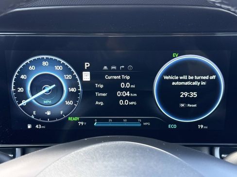 New 2026 Hyundai Elantra Limited FWD image 8
