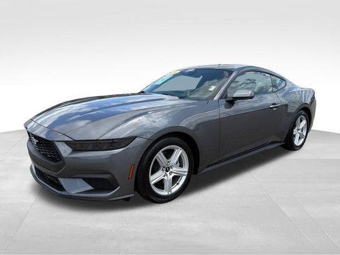 Used 2026 Ford Mustang Premium RWD image 3