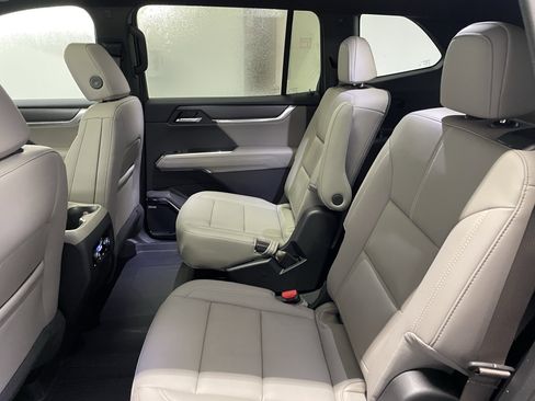 New 2026 GMC Acadia Elevation w/ Elevation Premium Package image 12