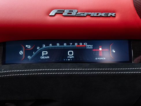 Used 2021 Ferrari F8 Tributo RWD image 37