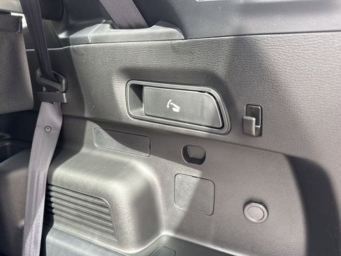 New 2026 Mitsubishi Outlander SE AWD/4WD image 14