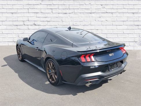 Used 2024 Ford Mustang GT Premium image 3