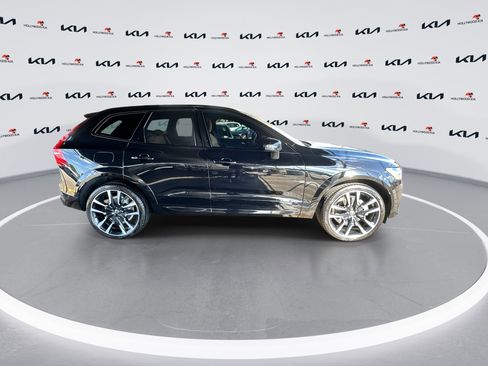 Used 2024 Volvo XC60 T8 Ultimate w/ Protection Package Premier image 9