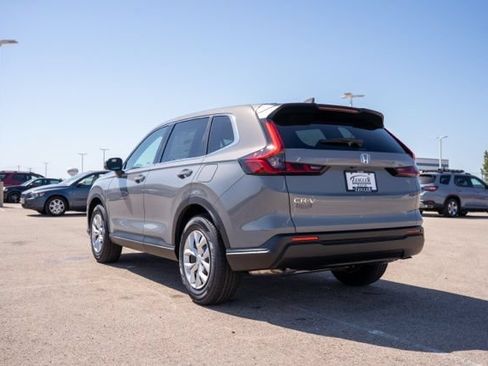 Used 2024 Honda CR-V LX image 5