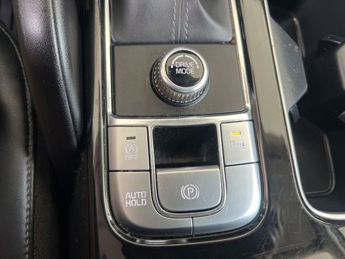 Certified 2025 Kia Telluride LX FWD image 56