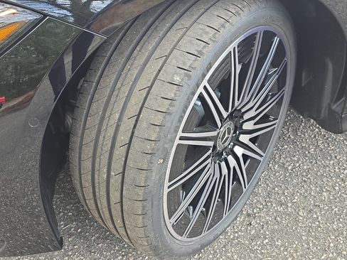 New 2026 Mercedes-Benz CLE 300 4MATIC Coupe image 32