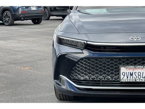 Used 2026 Toyota Crown Nightshade image 44