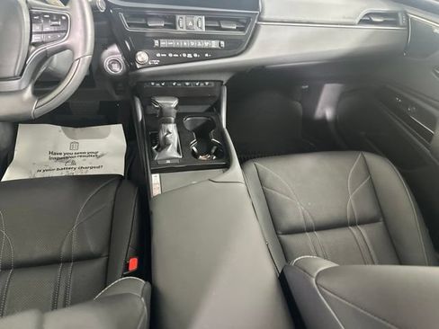 Used 2023 Lexus ES 350 Ultra Luxury w/ Accessory Package (Z2) FWD image 23