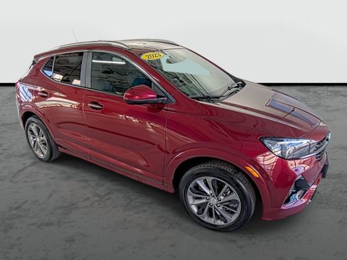 Used 2023 Buick Encore GX Select w/ Sport Touring Package AWD/4WD image 4