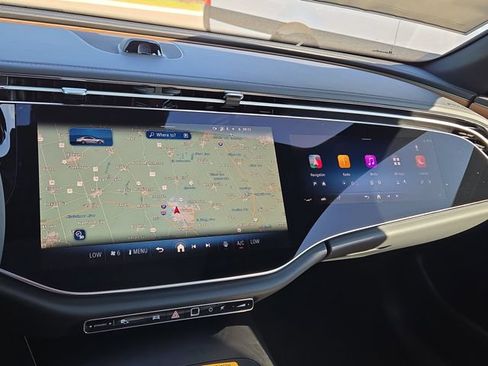 New 2026 Mercedes-Benz E 350 4MATIC Sedan image 12
