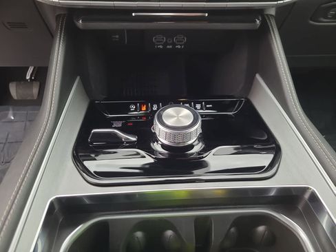 New 2026 Jeep Grand Wagoneer 4WD image 25