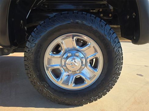 Used 2016 RAM 2500 Tradesman w/ Chrome Appearance Group image 30