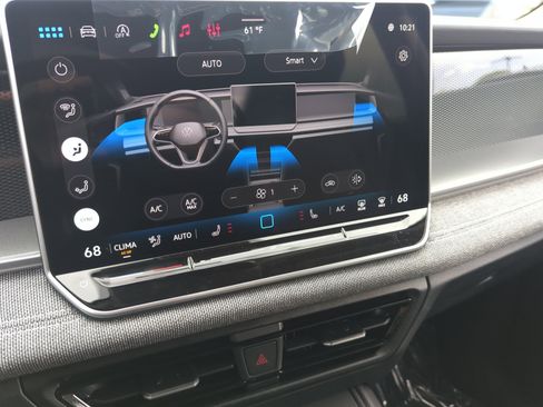 New 2026 Volkswagen Tiguan S image 9