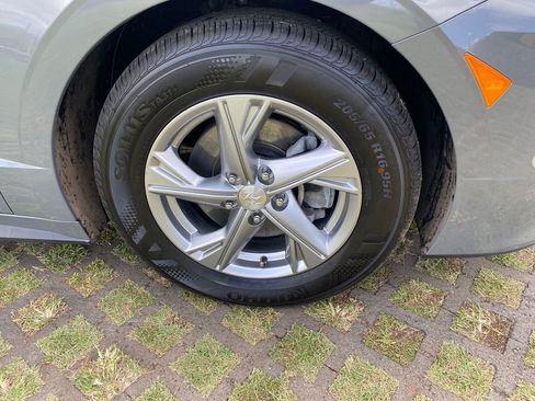 Certified 2022 Hyundai Sonata SE w/ Cargo Package image 27