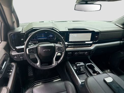 Used 2023 Chevrolet Silverado 1500 LTZ w/ LTZ Convenience Package II AWD/4WD image 24