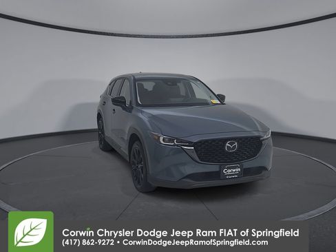 Used 2025 MAZDA CX-5 Carbon Edition image 4