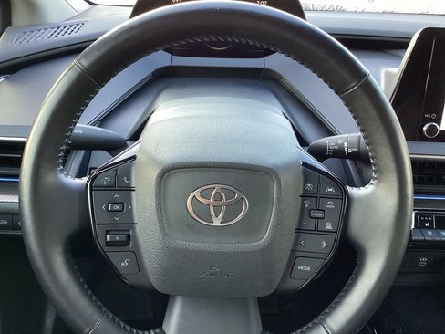 Used 2024 Toyota Prius XLE AWD/4WD image 33