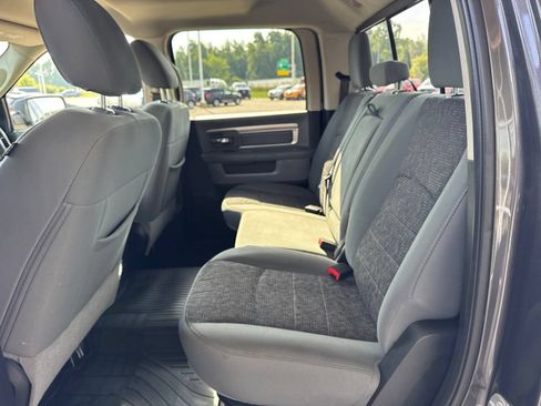 Used 2018 RAM 1500 Big Horn AWD/4WD image 36