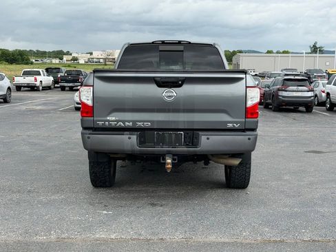 Used 2016 Nissan Titan SV RWD image 6