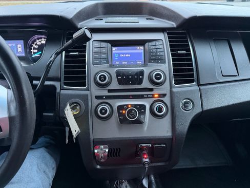 Used 2018 Ford Taurus Police Interceptor AWD image 13