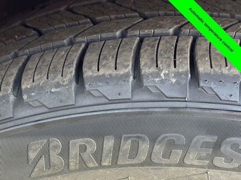 Used 2019 Lincoln Nautilus Reserve image 38