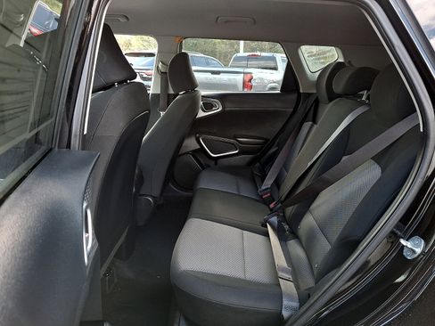 Used 2021 Kia Soul LX FWD image 11