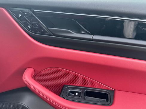 Used 2024 Porsche Macan 4 Electric image 20