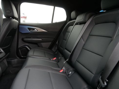 New 2026 Chevrolet Equinox EV LT AWD/4WD image 5